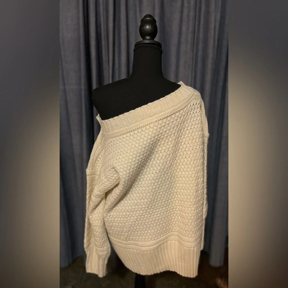 Brand: Promesa, size large cream colored sweater - Picture 3 of 5